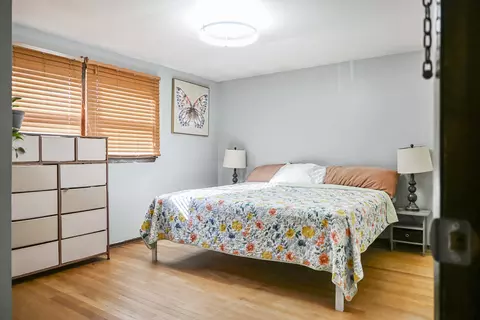 Bedroom - 15115 Springfield Ave, Midlothian, IL 60445 photo 1 of 4