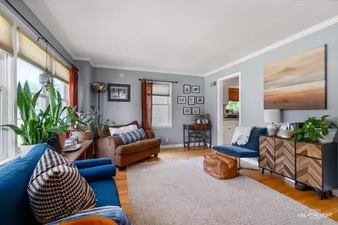 Living - 168 S Edison Ave, Elgin, IL 60123 photo 1 of 4