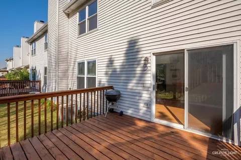 Exterior - 333 Inner Circle Dr, Bolingbrook, IL 60490 photo 5 of 6