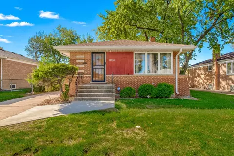 15966 Debbie Ln, South Holland, IL 60473