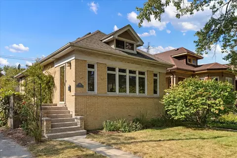 3614 N Hamlin Ave, Chicago, IL 60618