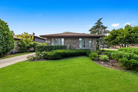18018 65th Ave, Tinley Park, IL 60477