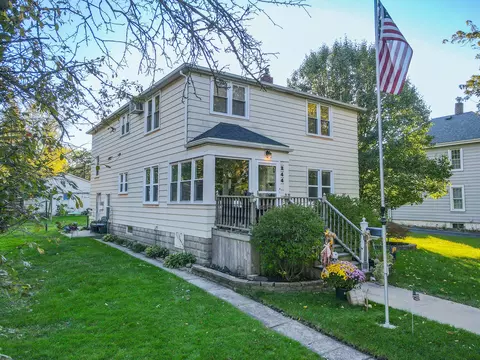 244 W Fourth St, Manteno, IL 60950