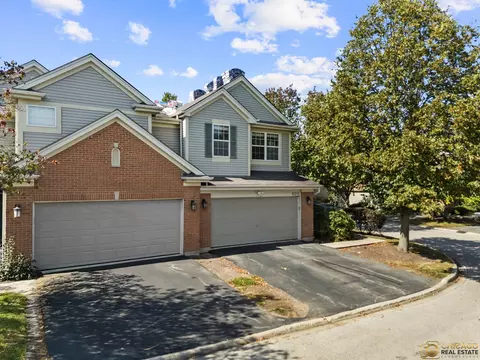 600 Creekside Cir #600, Gurnee, IL 60031