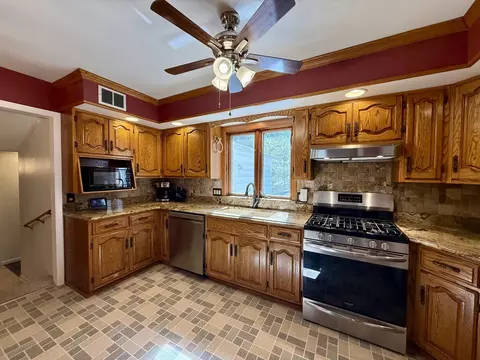 Kitchen - 304 E Conron Ave, Danville, IL 61832 photo 1 of 3