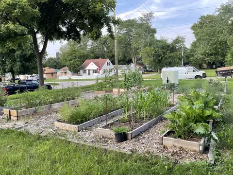 324 N Day Ave, Rockford, IL 61101