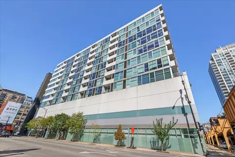 630 N Franklin St #408, Chicago, IL 60654