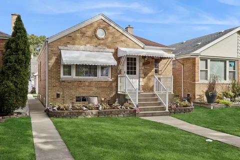 2245 Northgate Ave, North Riverside, IL 60546