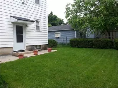 465 Slade Ave, Elgin, IL 60120 photo 9