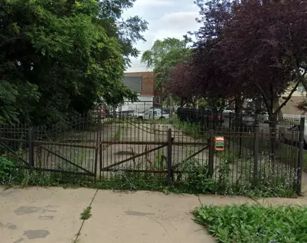 3323 W Division St, Chicago, IL 60651