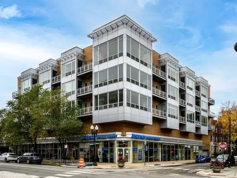 3920 N Sheridan Rd #508, Chicago, IL 60613