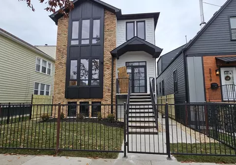 3923 N Bernard St, Chicago, IL 60618