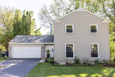 1415 Plainview Rd, Carpentersville, IL 60110