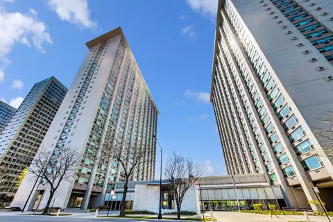 3600 N Lake Shore Dr #1518, Chicago, IL 60613