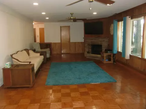 Living - 7357 W 109th St, Worth, IL 60482 photo 1 of 2