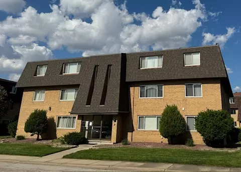10437 Natoma Ave #6, Chicago Ridge, IL 60415