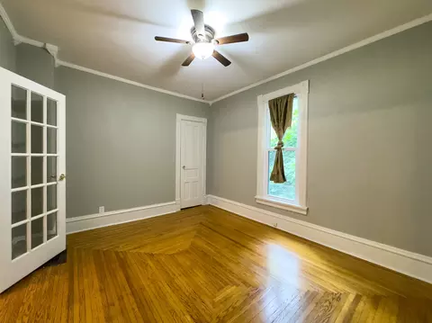 Bedroom - 909 Bellevue Ave, Elgin, IL 60120 photo 1 of 9