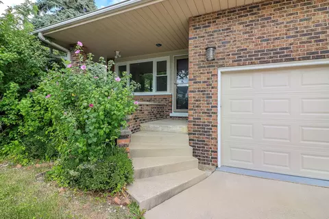 Exterior - 4009 Forest Ave, Brookfield, IL 60513 photo 2 of 5
