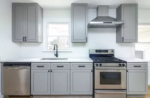 Kitchen - 4009 Forest Ave, Brookfield, IL 60513 photo 2 of 3