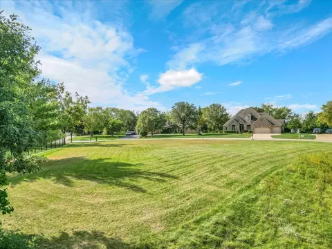 26222 W Highland Dr, Channahon, IL 60410