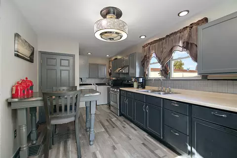 547 W Bourbonnais St, Kankakee, IL 60901 photo 10