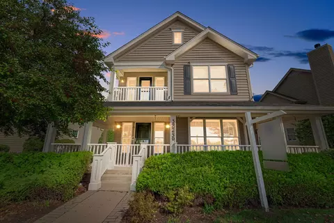 39 W430 Armstrong Ln, Geneva, IL 60134