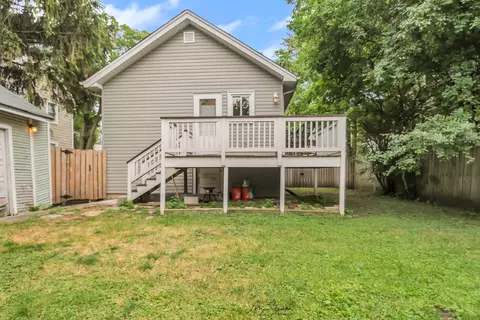 Exterior - 204 E Burlington St, Riverside, IL 60546 photo 4 of 4