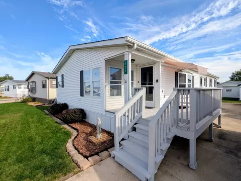 157 Scarlet Dr, Manteno, IL 60950