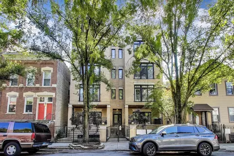 1455 W Thomas St #2E, Chicago, IL 60642