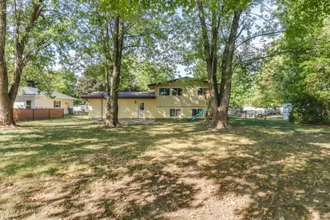 Exterior - 314 S Maple Ave, Minier, IL 61759 photo 5 of 9