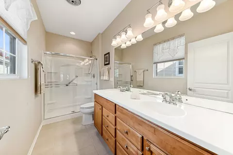 2864 Edgewater Dr, Elgin, IL 60124 photo 14