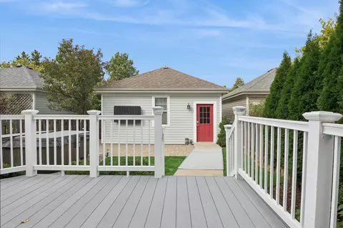Exterior - 2528 Violet St, Glenview, IL 60026 photo 4 of 4