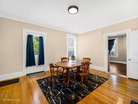 Dining - 211 Cedar St, Aurora, IL 60506 photo 3 of 4