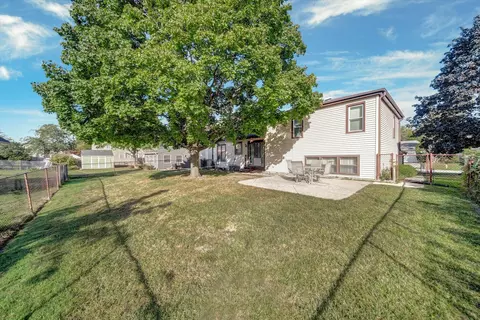 Exterior - 445 Fordham Pl, Roselle, IL 60172 photo 4 of 4