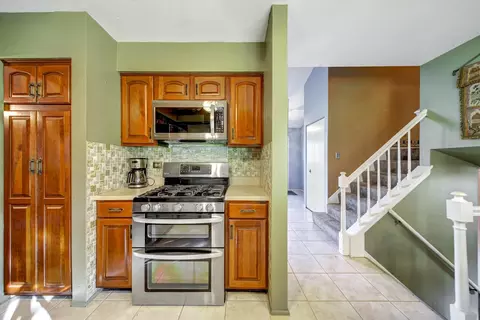 Other - 445 Fordham Pl, Roselle, IL 60172 photo 2 of 4