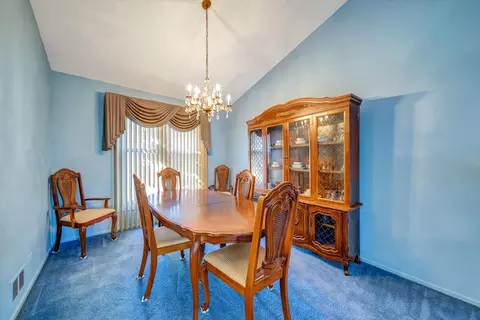 Dining - 445 Fordham Pl, Roselle, IL 60172 photo 1 of 1