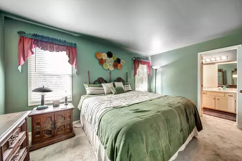 Bedroom - 445 Fordham Pl, Roselle, IL 60172 photo 3 of 3