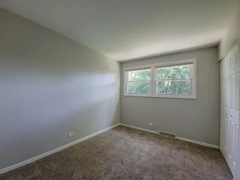 Bedroom - 17113 Elm Dr, Hazel Crest, IL 60429 photo 5 of 6
