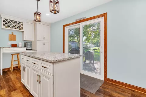 23836 S Willow Ln, Minooka, IL 60447 photo 9