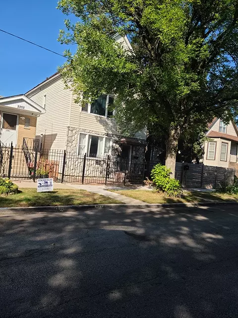 2206 N Lorel Ave, Chicago, IL 60639