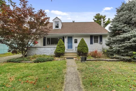 1208 W William St, Champaign, IL 61821