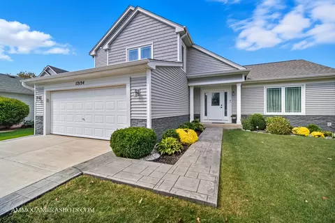 12154 Pear Tree Way, Plainfield, IL 60585 photo 3