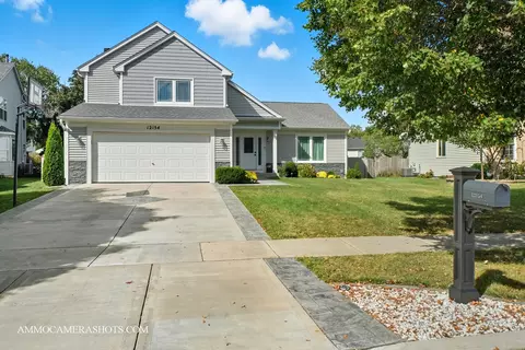 12154 Pear Tree Way, Plainfield, IL 60585 photo 4