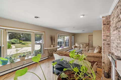 Living - 1812 E Algonquin Rd, Des Plaines, IL 60016 photo 2 of 2
