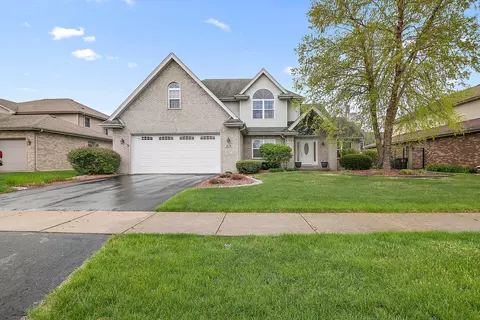 318 Maple St, Beecher, IL 60401