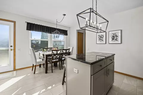 Kitchen - 2359 Nantucket Ln, Elgin, IL 60123 photo 4 of 4