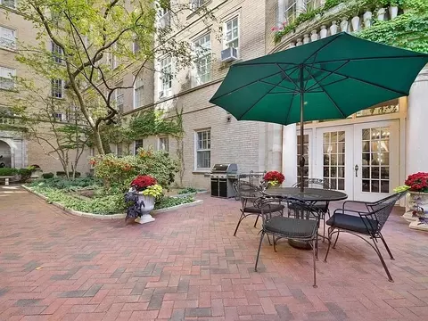 Exterior - 60 E Scott St #403, Chicago, IL 60610 photo 4 of 4