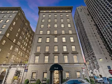 Other - 60 E Scott St #403, Chicago, IL 60610 photo 2 of 2
