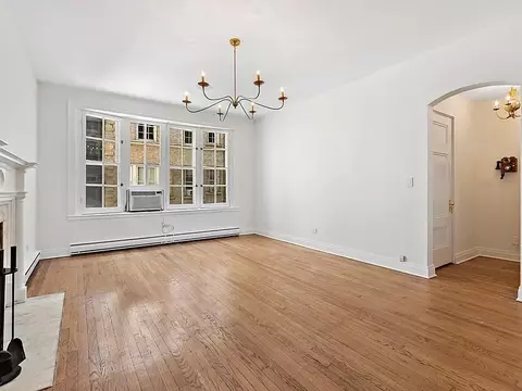 Living - 60 E Scott St #403, Chicago, IL 60610 photo 2 of 6
