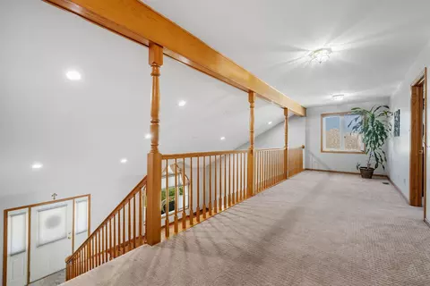Entry Way - 19425 Everett Ln, Mokena, IL 60448 photo 3 of 4